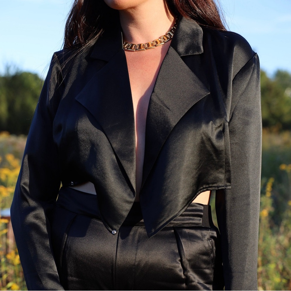 Black Satin Cropped Blouzer